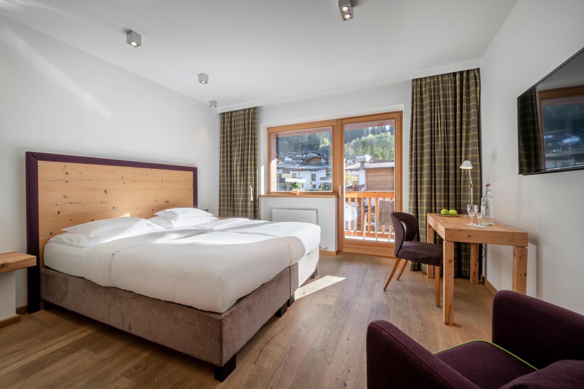 Hotel Der Baer Елльмау Екстер'єр фото